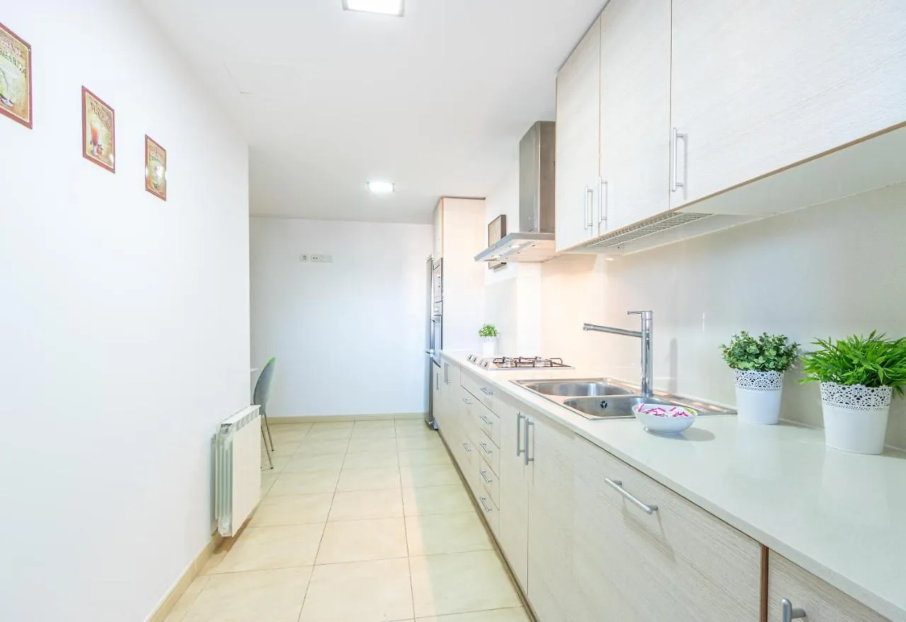Apart-Rent Apartment Cristall Mar 2º 0058 艾姆布里亚布拉瓦